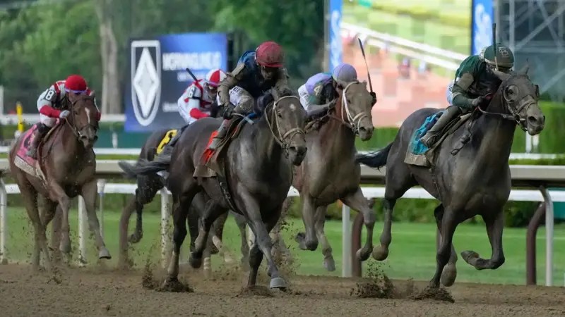 Golden Tempo repete desempenho do Kentucky Derby e fatura tamb�m o Belmont Stakes