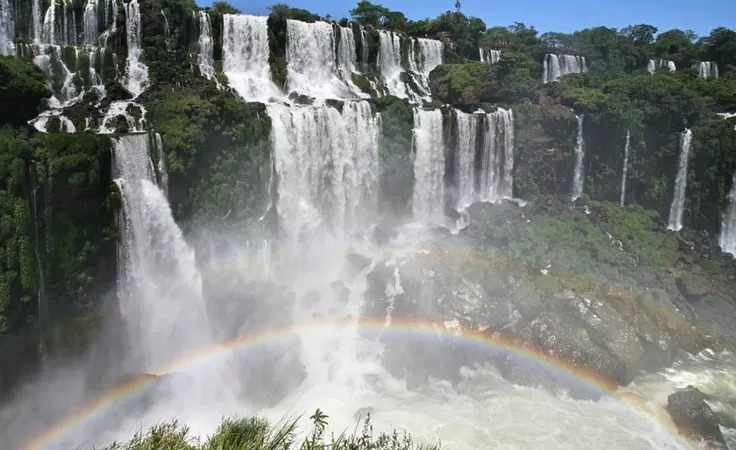 Os impedimentos para tornar o Brasil uma pot�ncia do turismo