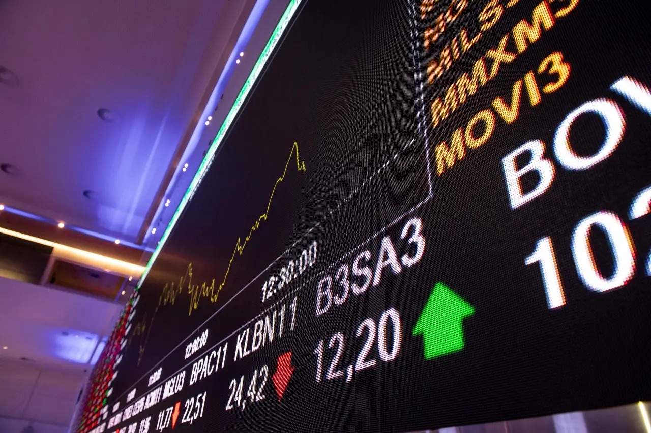 Sem precedentes? Mercado repercute B3 fora do ar por horas e impactos para a Bolsa