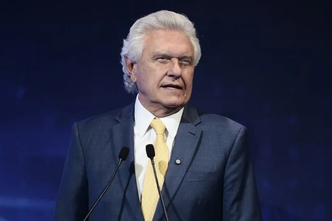 Caiado diz que candidatura de Fl�vio Bolsonaro est� 'afundando'