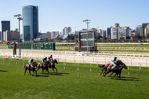 Justi�a rejeita pedido de recupera��o judicial do Jockey Club de SP, que deve cerca de R$ 800 milh�es em impostos