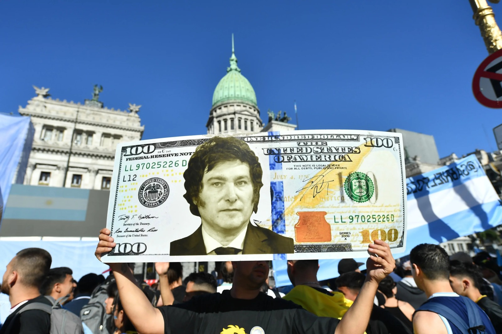 D�lar barato impulsiona viagens ao Brasil e amplia d�ficit tur�stico na Argentina