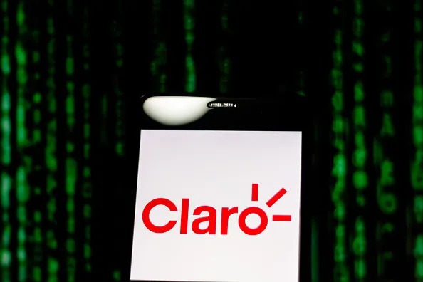 Claro fecha acordo para comprar brasileira Desktop por R$ 4 bilh�es