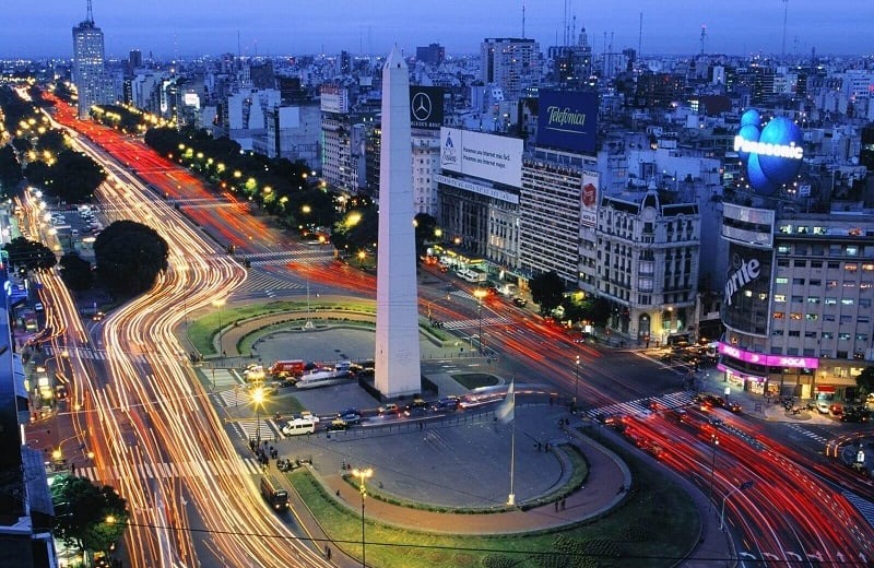 Saber usar o cart�o de cr�dito, com o d�lar diferenciado, pode ser bom neg�cio no turismo argentino