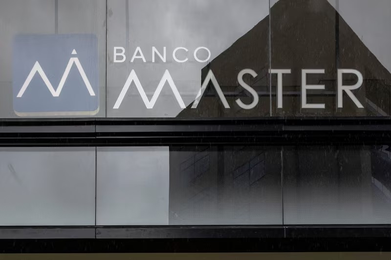 Colapso do Banco Master levanta debate sobre papel de plataformas como a XP