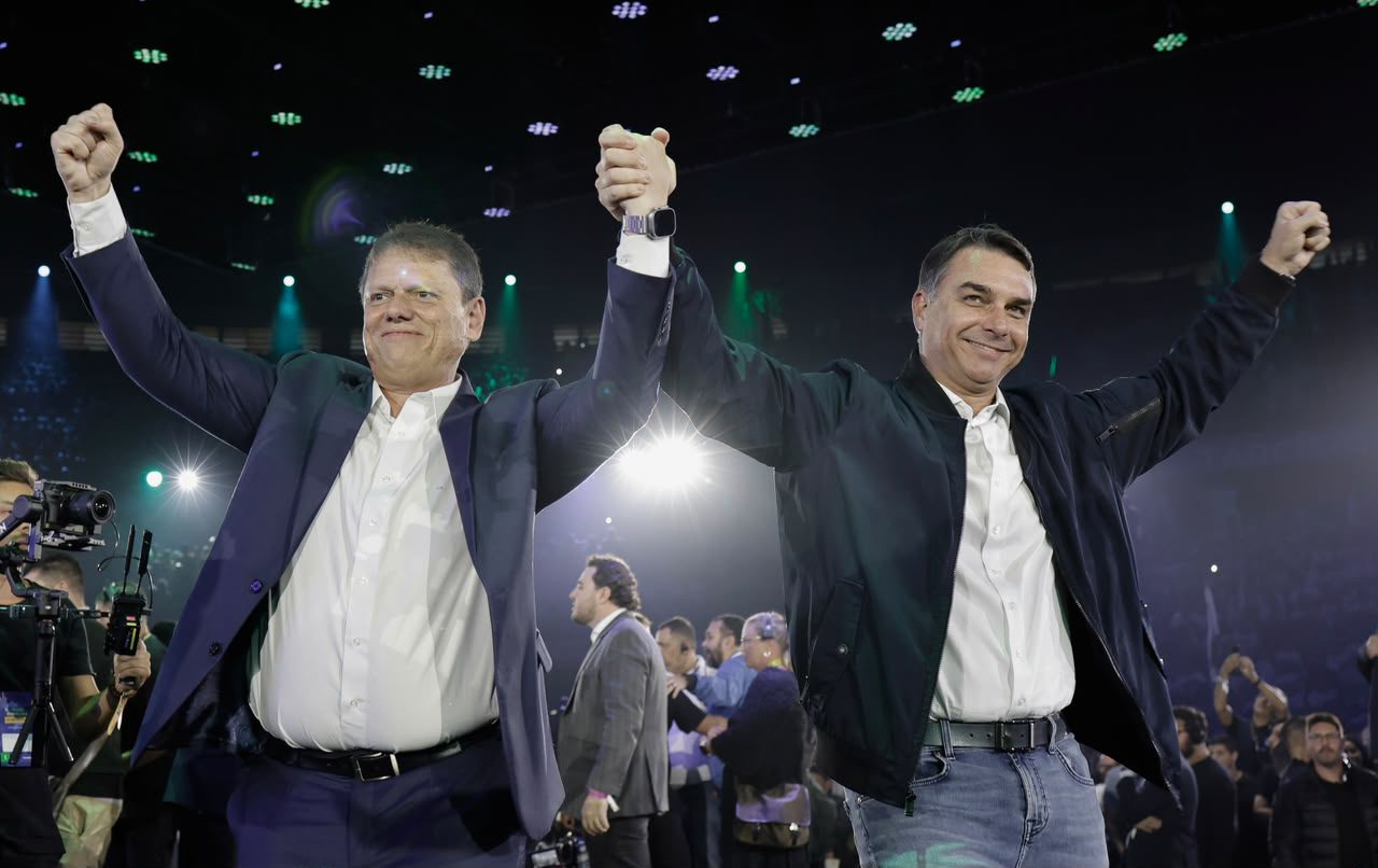 Conven��o tenta evitar voto 'TarciLula' ou 'Lularc�sio' para ajudar Fl�vio Bolsonaro em SP