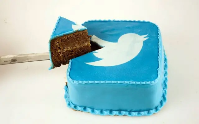 Twitter chega aos 15 anos tentando se reinventar, mas sucesso est� em xeque